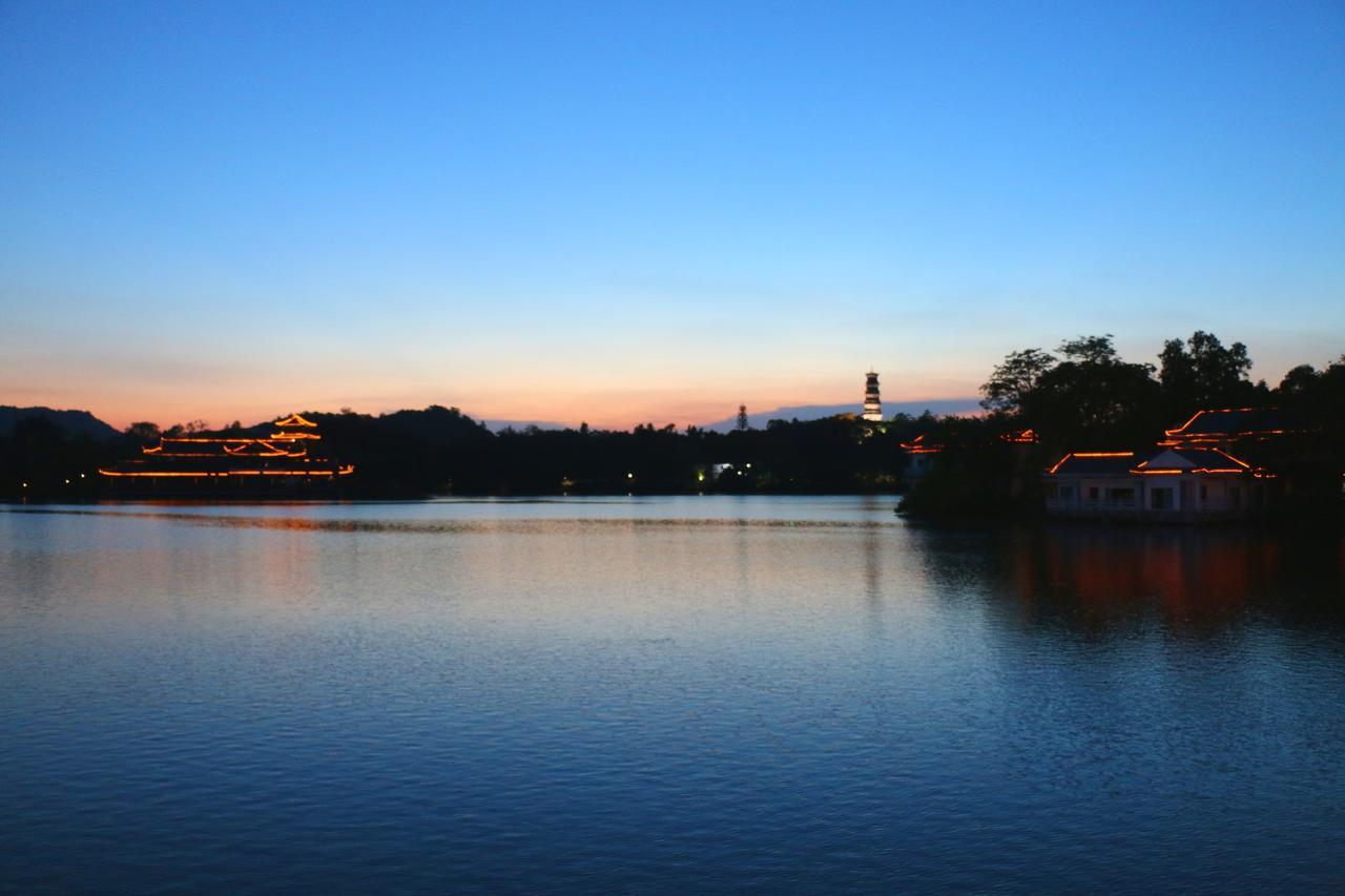 Huizhou Xilin West Lake Boutique Hotel Exterior photo